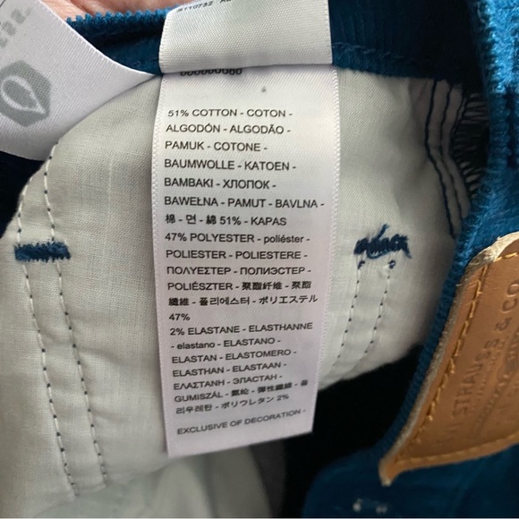 Levis Ribcage Straight Ankle Corduroy Pants in Blue - Picture 6 of 8